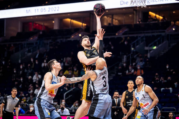 他们不仅抓 他们不仅抓