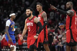 向天空远望 向天空远望