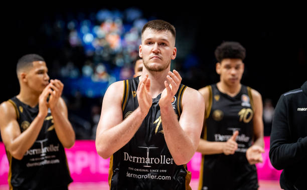 热刺与利物 热刺与利物